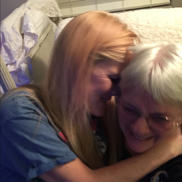 Meet your Posher, Rhea. - Picture 5 of 8